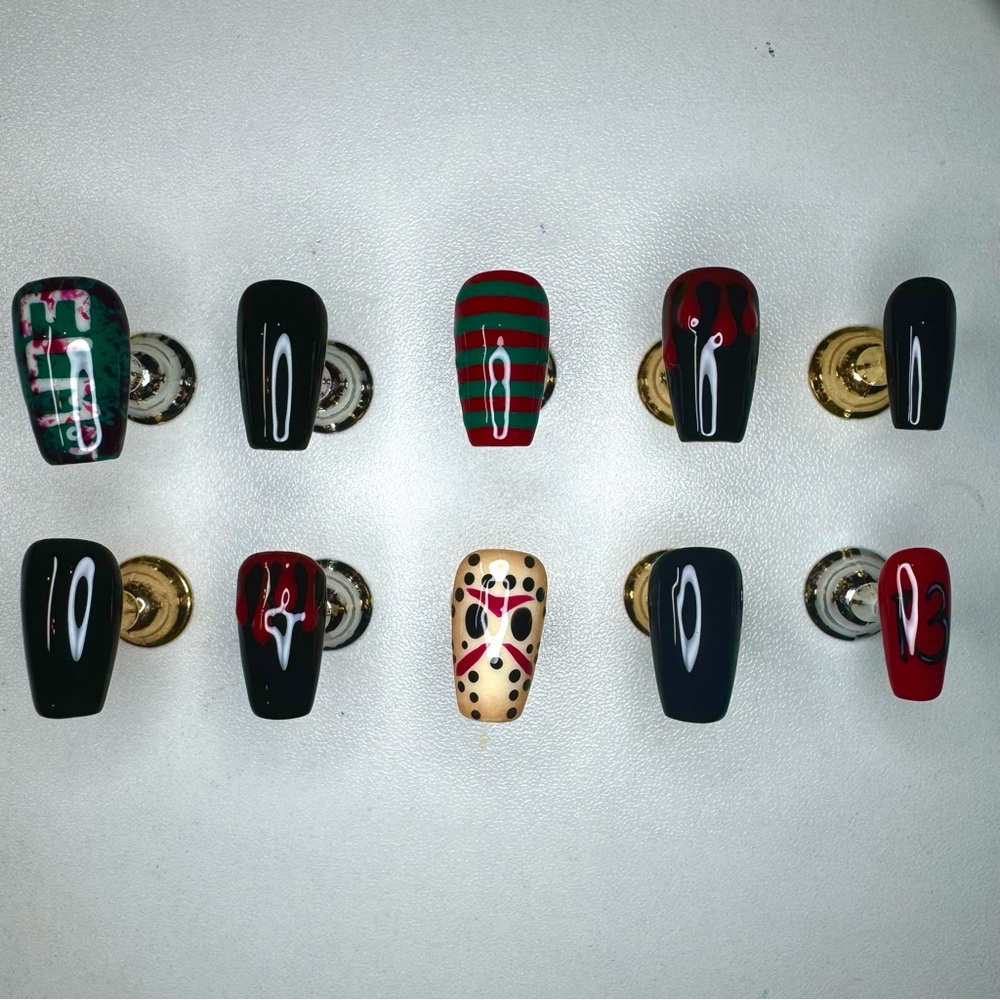 Freddy vs Jason Halloween press-on nails medium